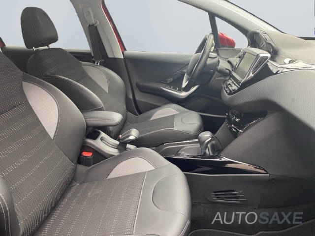 Bild 7 | Peugeot 2008 PureTech 110 EAT6 Active *Navi*SHZ*PDC*Temp*