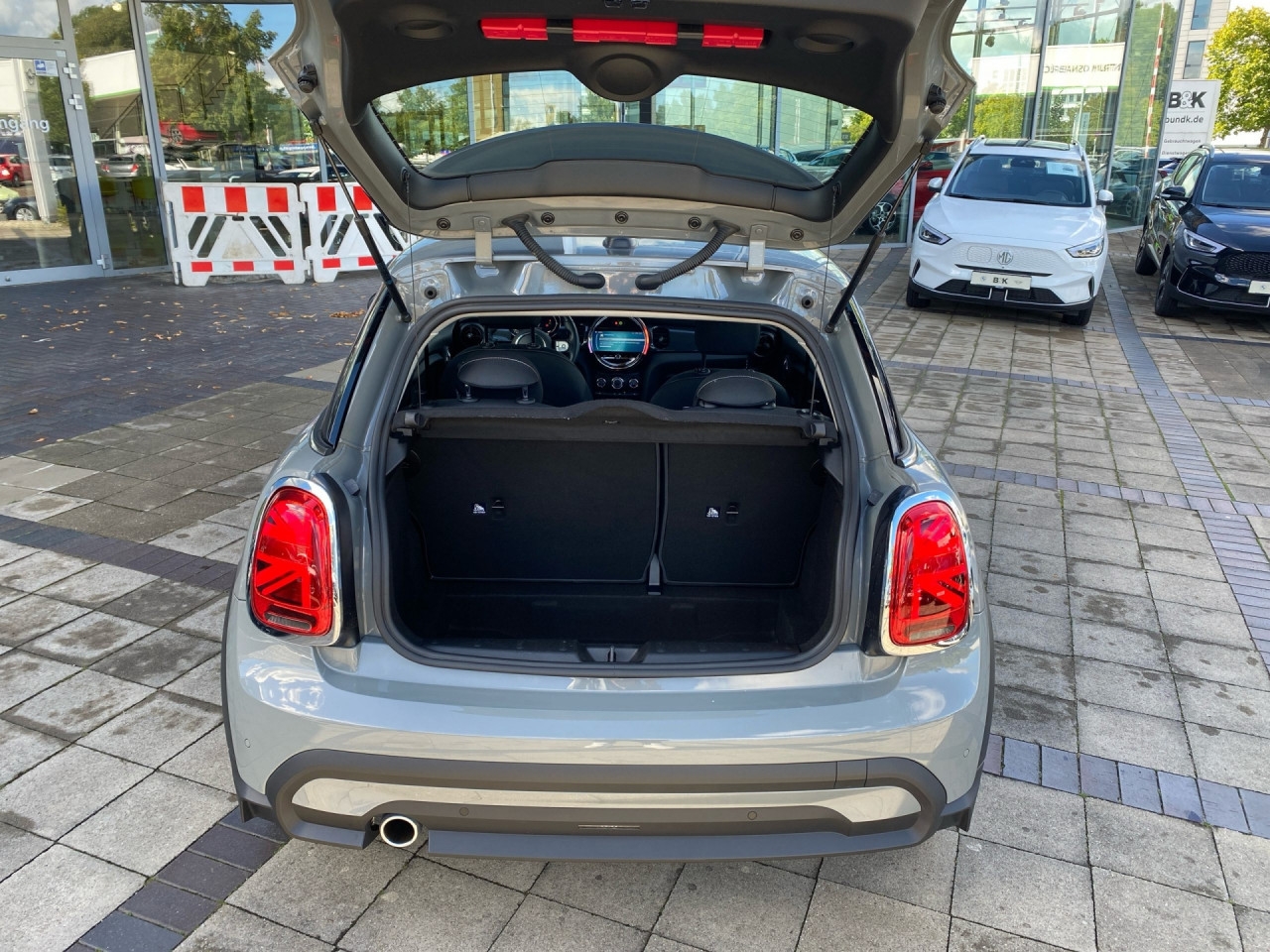 Bild 14 | MINI Cooper 3 Trg. Navi HUD DAB LED Tempo KAM Isofix