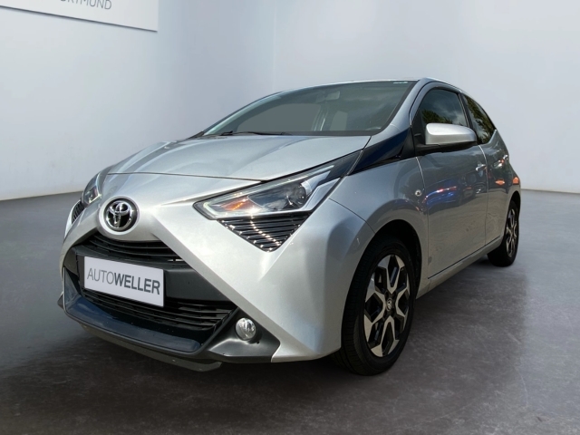 Bild 1 | Toyota Aygo x-play Team D *CarPlay*Kamera*Bremsassistent*