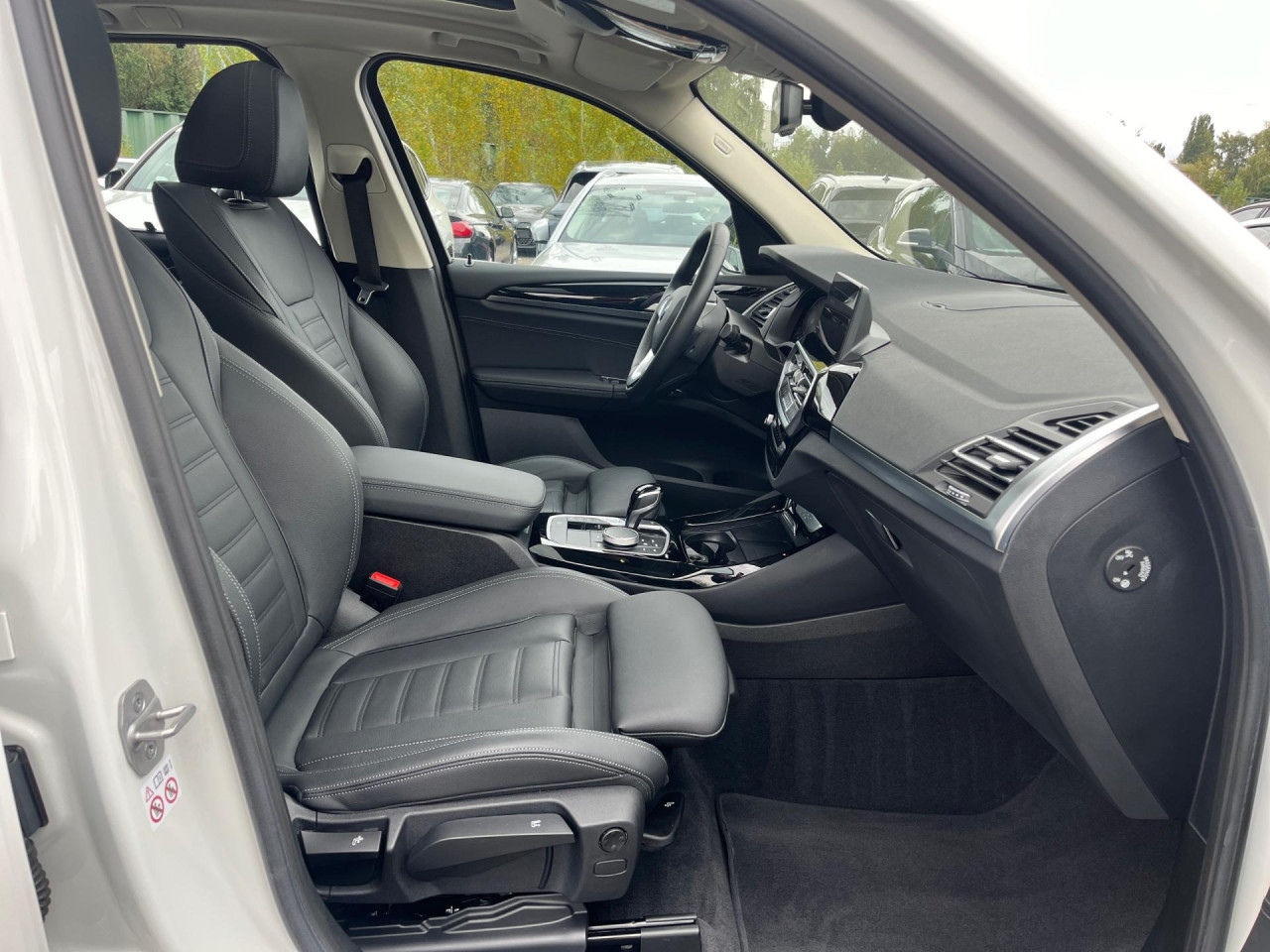 Bild 13 | BMW X3 xDrive20d AdLED, Pano, AHK, HiFi, St+Go, SHz v+h LED