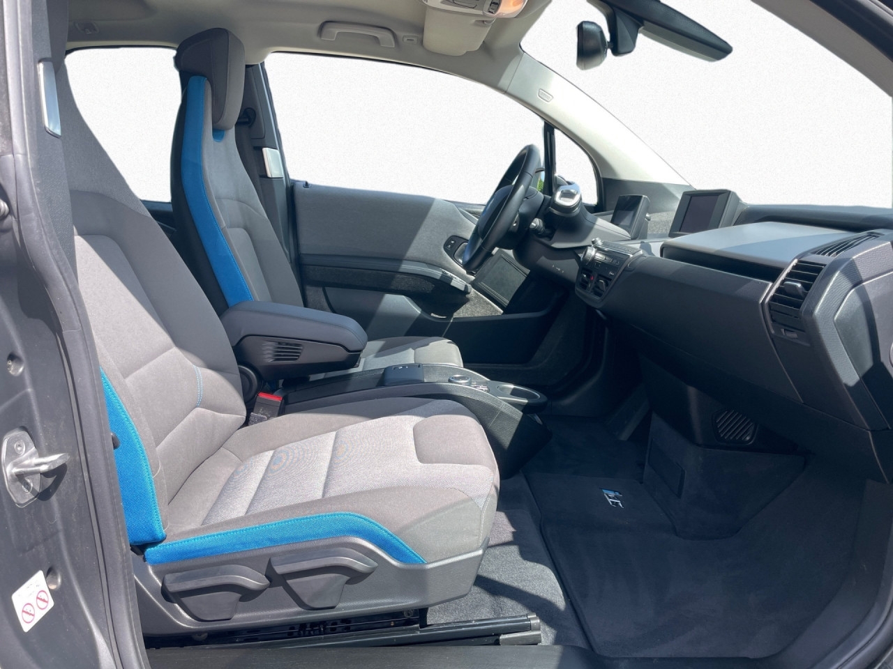 Bild 10 | BMW i3S 120Ah RFK PDC SHZ WLAN DA+ AdapLed KomZu 20