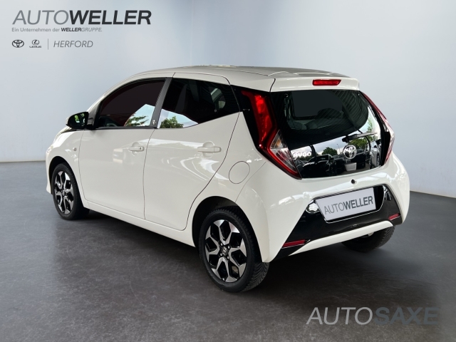 Bild 2 | Toyota Aygo x-play Team D *Kamera*BT*Klima*CarPlay*TRC*