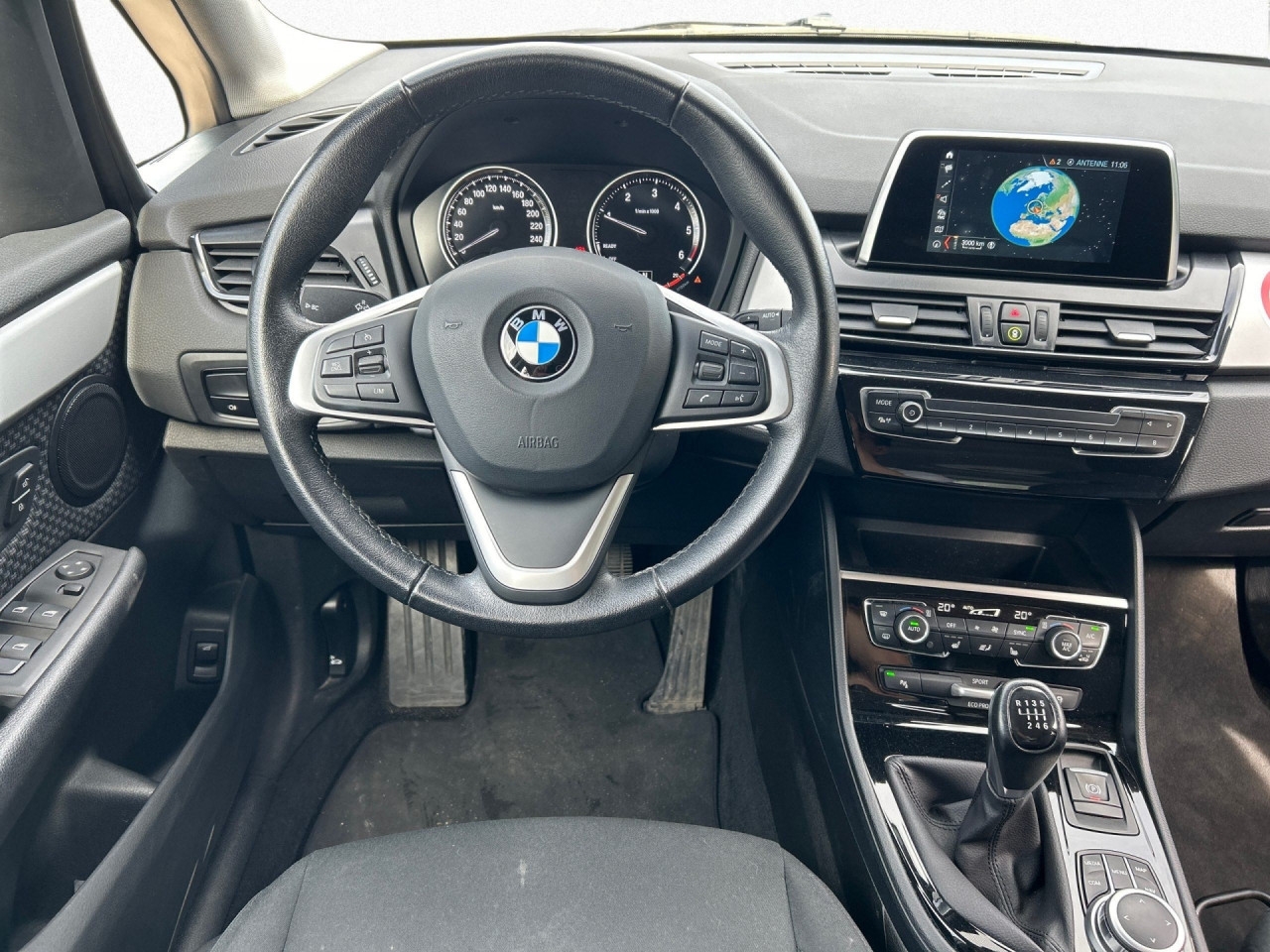 Bild 13 | BMW 216d Active Tourer Navi, USB, Sitzh, Parkass, LED PDC