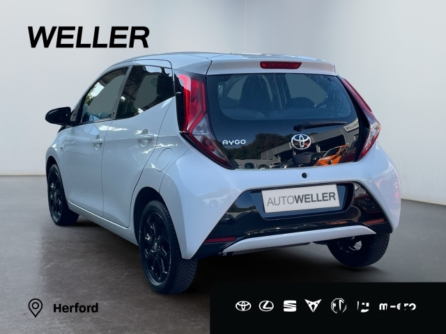 Bild 2 | Toyota Aygo x-play Team D *CarPlay*Kamera*Bremsassistent*