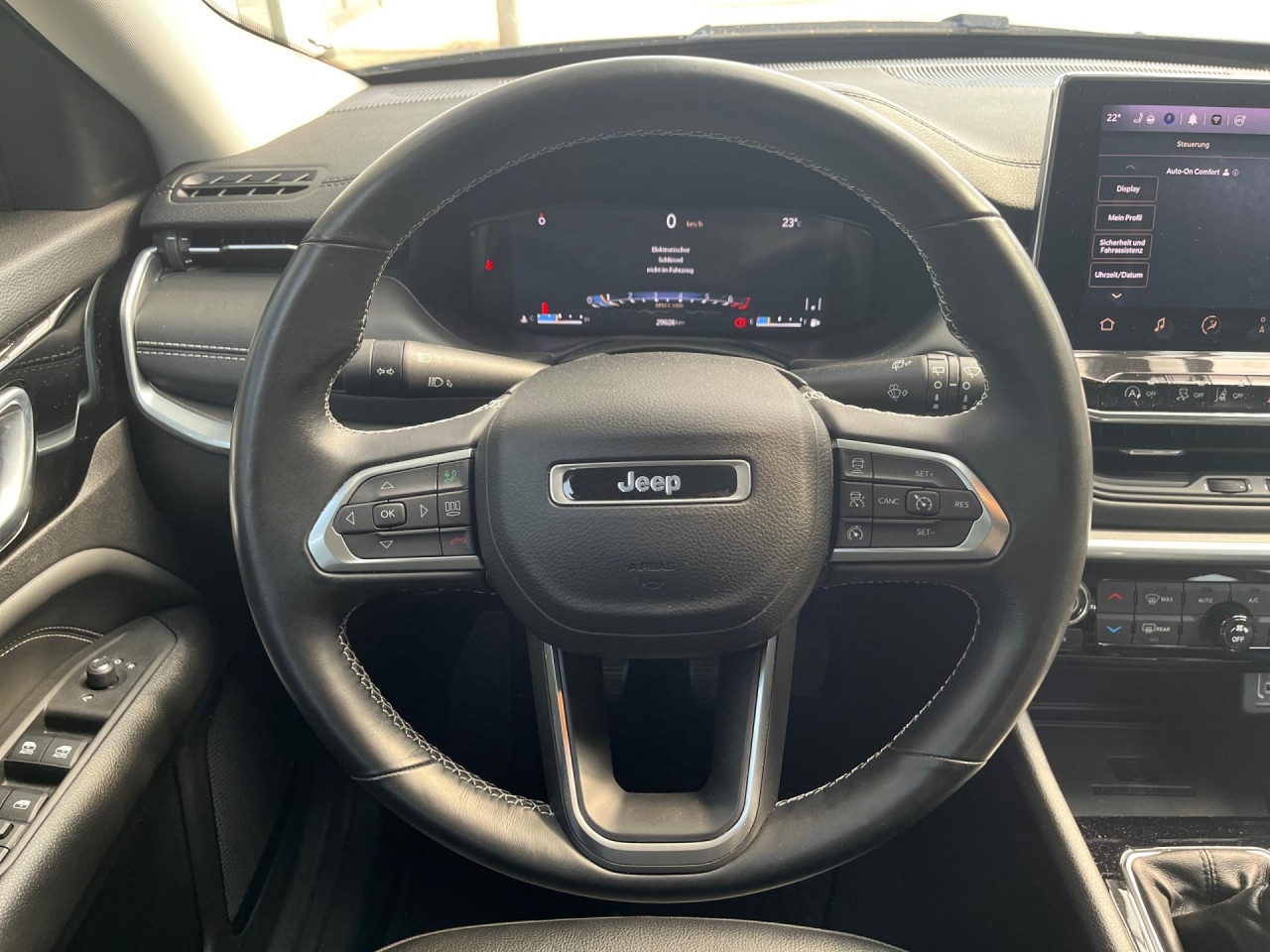 Bild 11 | Jeep Compass Bluetooth Navi LED Klima Einparkhilfe