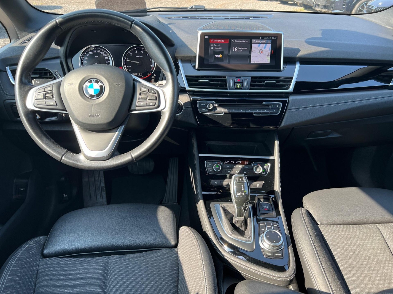 Bild 11 | BMW 220i Active Tourer Aut. Sport L. Navi, HUD, LED PDC