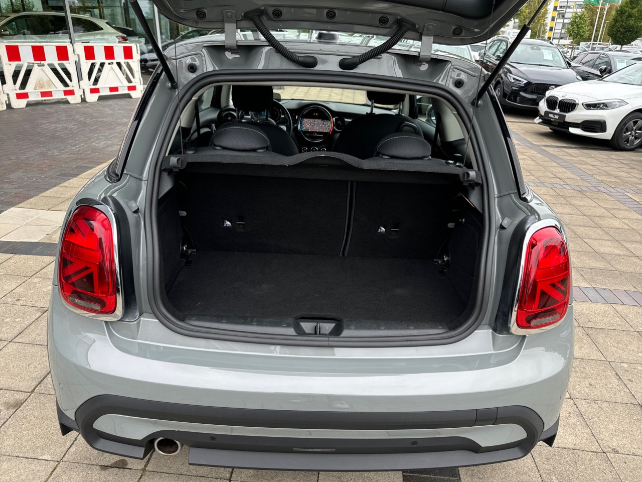 Bild 14 | MINI Cooper 3 Trg. Navi HUD LED Tempo KAM MID DAB SHZ