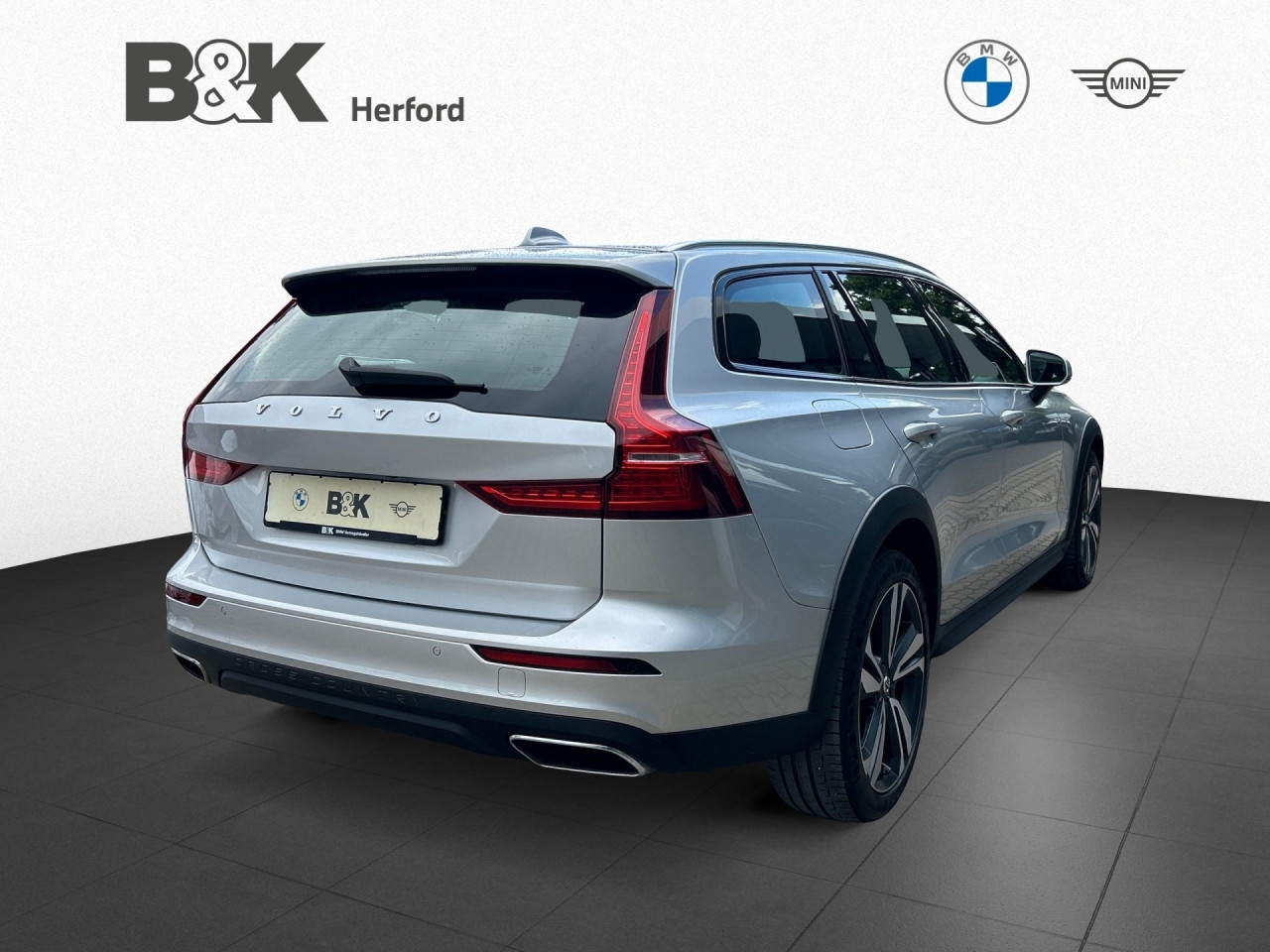 Bild 4 | Volvo V60 2.0 D4 AWD Cross Country ThorsHammer IDIS