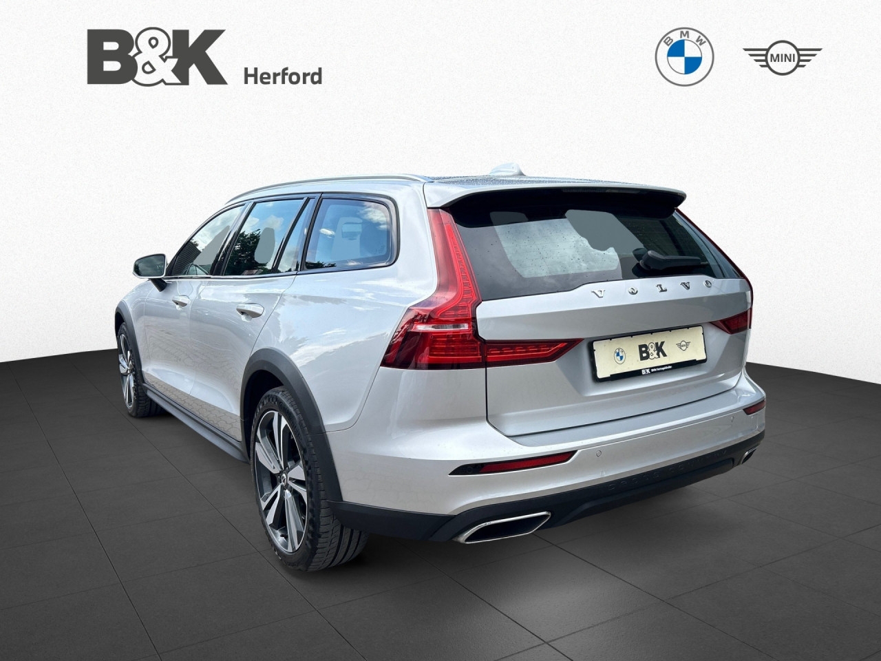 Bild 6 | Volvo V60 2.0 D4 AWD Cross Country ThorsHammer IDIS