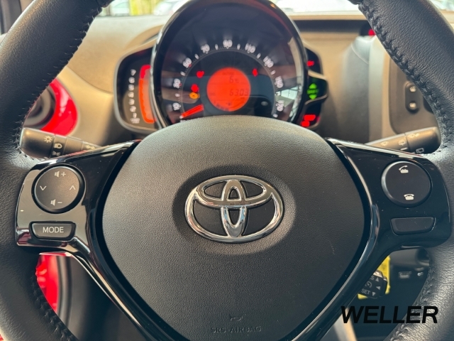 Bild 14 | Toyota Aygo x-play *Brems-Assistent*Bluetooth*Klima*