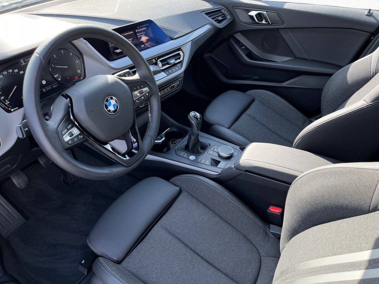 Bild 9 | BMW 116d Advantage Kamera Sportsitze AHK LED Bluetooth