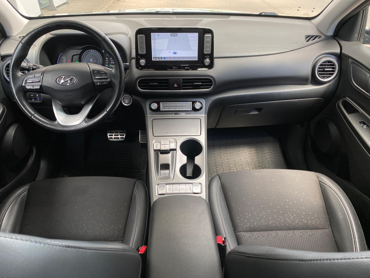 Bild 9 | Hyundai Kona Bluetooth Navi Klima Einparkhilfe el. Fenster