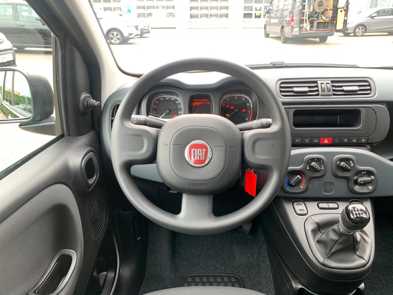 Bild 11 | Fiat Panda 1.0 Firelfy Hybrid Klimaanlage 6-Gang Klima