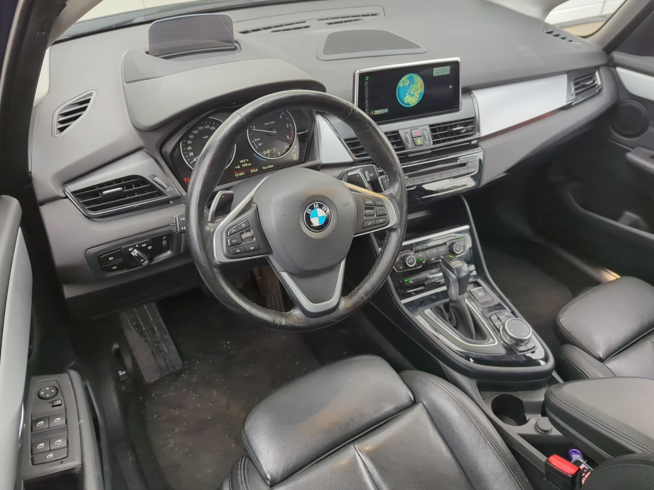 Bild 9 | BMW 220d xDr Active Tourer Navi+ DA+ HUD RFK SpoSi