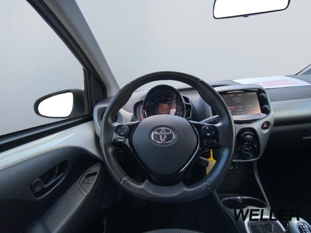 Bild 11 | Toyota Aygo x-play touch *Bluetooth*Kamera*Bremsass*