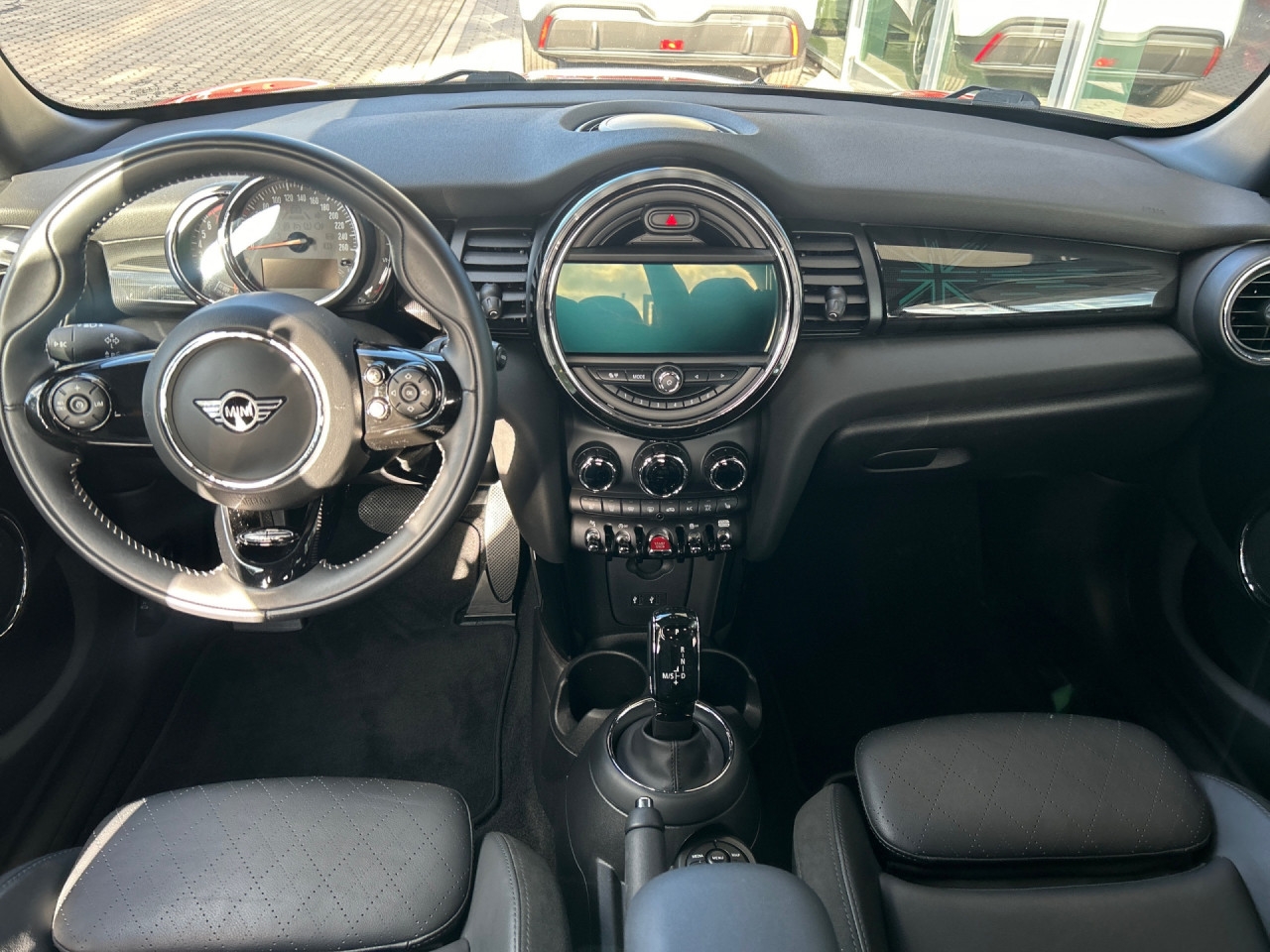 Bild 11 | MINI Cooper 5-Türer PDc SiHz LED PaAss Navi+ DAB