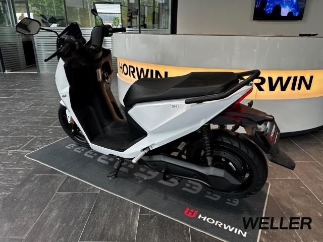 Bild 2 | Horwin SK 1 PEARL WHITE COMFORT RANGE + LED +LEDER 45km/h