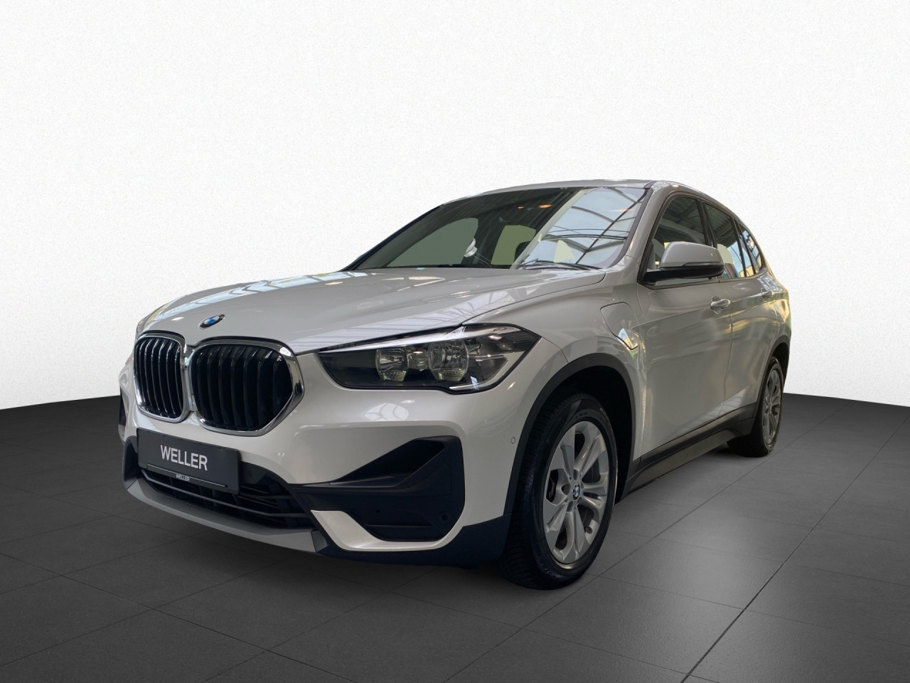 Bild 3 | BMW X1 xDrive25e Advant Navi Kamera HiFi DAB Tempo PDC